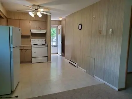 376 4th ST E #6, Halstad, MN 56548