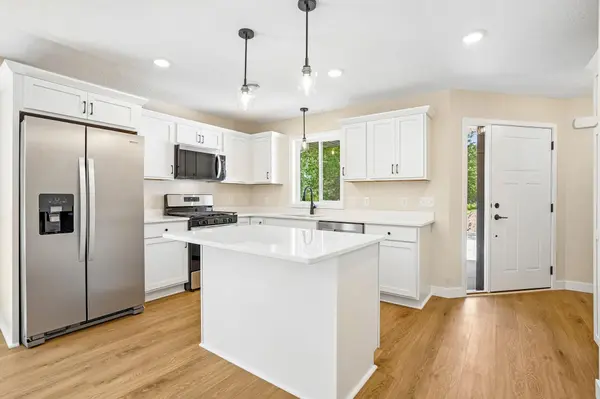 1005 2nd ST SE, Faribault, MN 55021