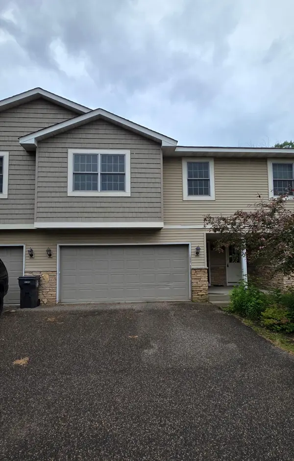 1875 Garden WAY, Saint Paul, MN 55119