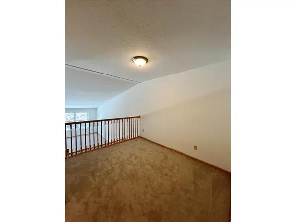 1875 Garden WAY, Saint Paul, MN 55119