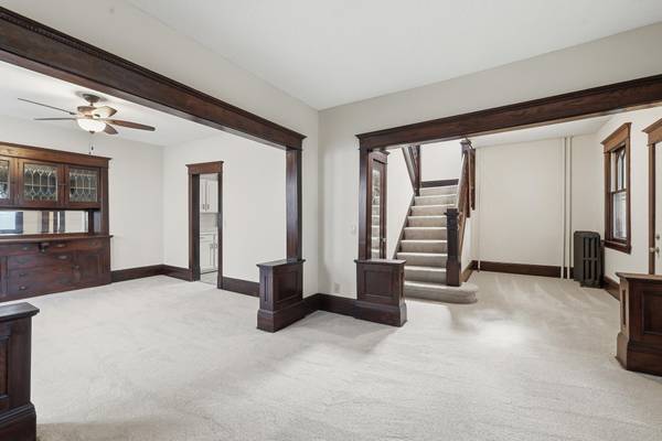 934 Central AVE W, Saint Paul, MN 55104