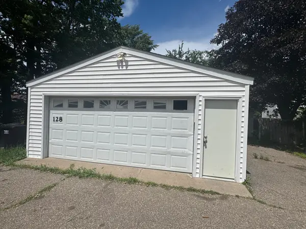 128 4th AVE S, South Saint Paul, MN 55075