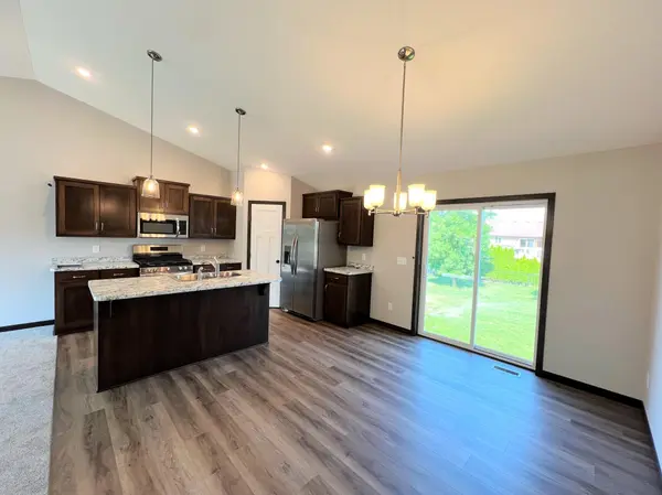 1004 26th Street LOOP, Sartell, MN 56377