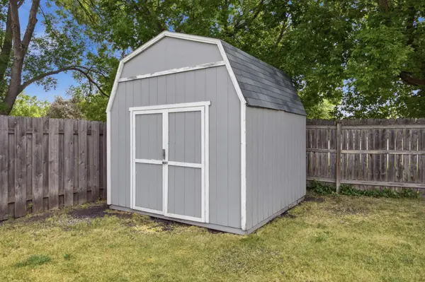 57 Prairiewood DR S, Fargo, ND 58103