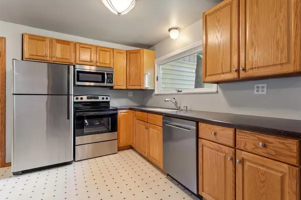 15240 9th AVE N, Plymouth, MN 55447