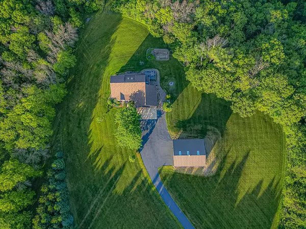 70021 335th AVE, Lake City, MN 55041