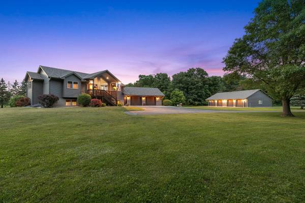 16710 313th AVE NW, Princeton, MN 55371