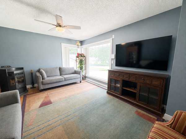 118 3rd ST SW, Rothsay, MN 56579