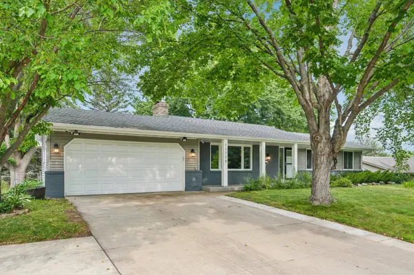 11110 19th AVE S, Burnsville, MN 55337