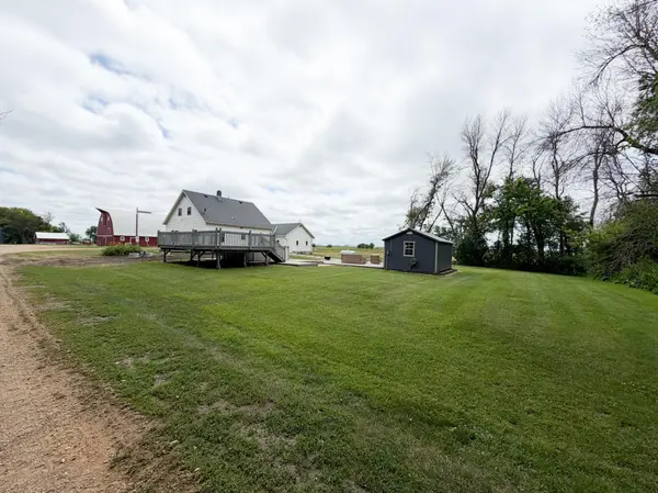 15236 King AVE, Wilmont, MN 56185