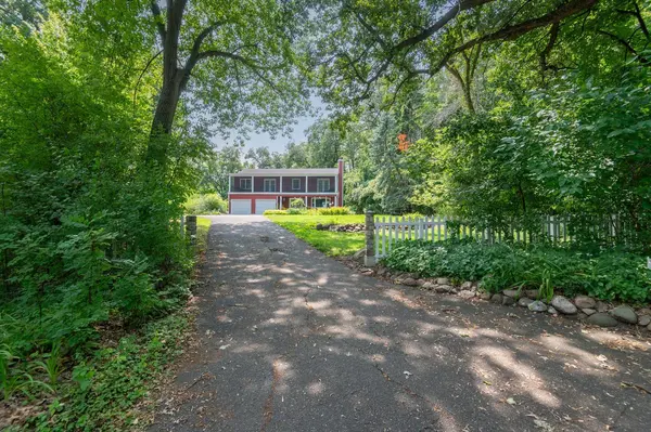 2530 Old Beach RD, Wayzata, MN 55391
