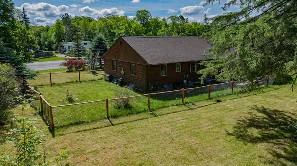 19247 US HWY 169, Grand Rapids, MN 55744
