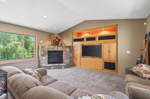 22617 Washington CT NE, East Bethel, MN 55011