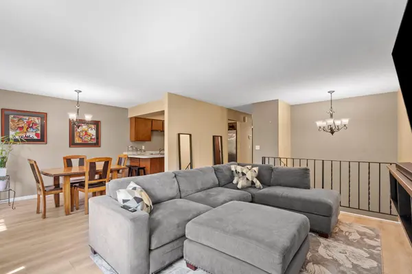 13906 Herald WAY, Apple Valley, MN 55124