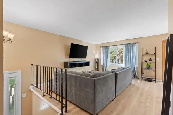 13906 Herald WAY, Apple Valley, MN 55124
