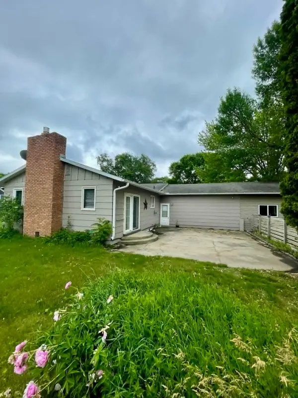 1006 10th ST SW, Wadena, MN 56482
