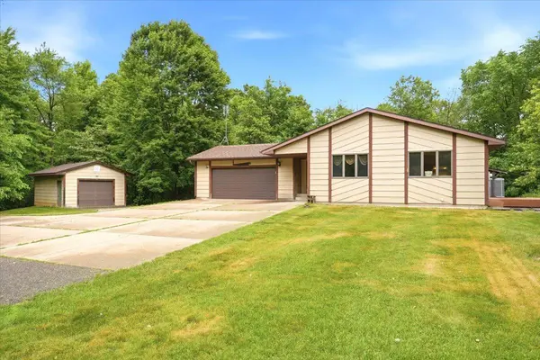 2079 Asplund RD, New Richmond, WI 54017