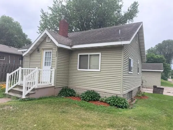 806 1st AVE NE, Little Falls, MN 56345