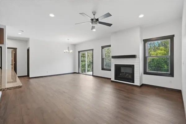 482 Westwood, River Falls, WI 54022