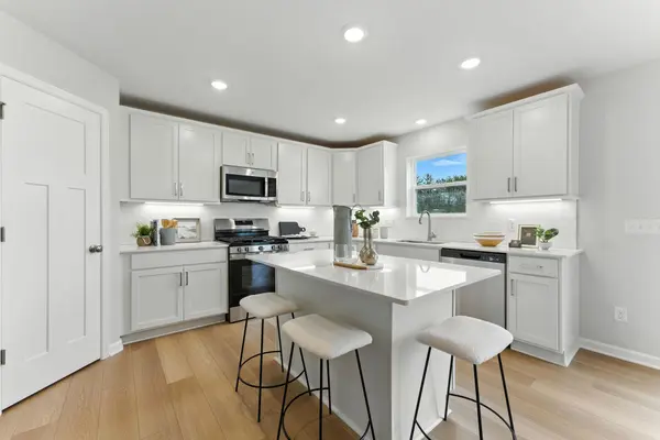 739 Prospect Pointe RD, Jordan, MN 55352