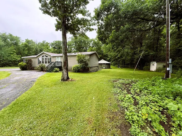 38563 100th AVE, Onamia, MN 56359