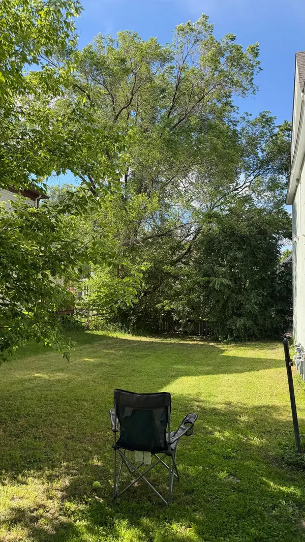422 Mount Ida ST, Saint Paul, MN 55130