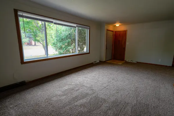 1107 17th ST S, Moorhead, MN 56560