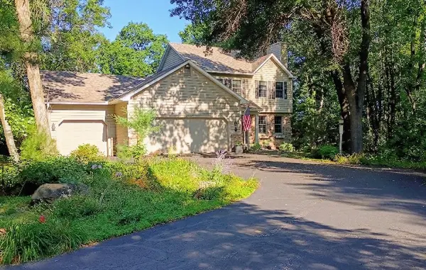 303 Hazel ST W, Stillwater, MN 55082