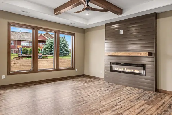 1507 Buffalo Ridge DR, Luverne, MN 56156