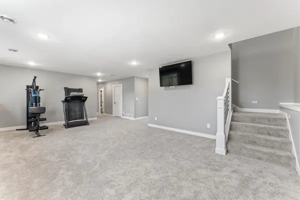 727 Towne DR NE, Byron, MN 55920