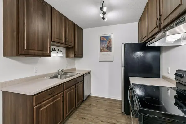 14630 Garrett AVE #401, Apple Valley, MN 55124