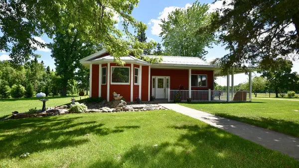 19367 150th AVE, Milaca, MN 56353