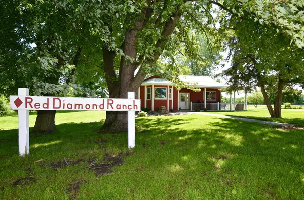 19367 150th AVE, Milaca, MN 56353
