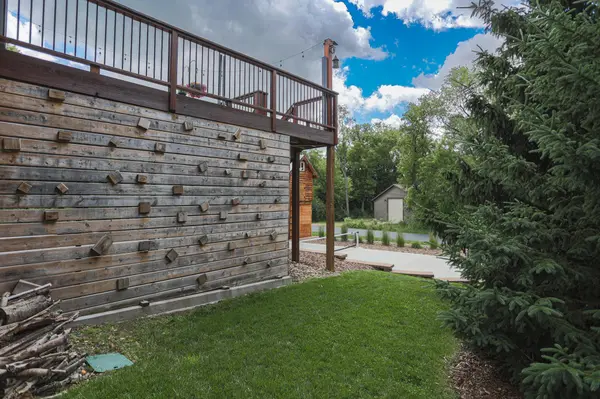 1680 Valley Quail DR, River Falls, WI 54022