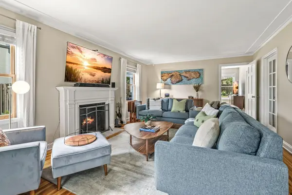 420 Penn AVE S, Minneapolis, MN 55405