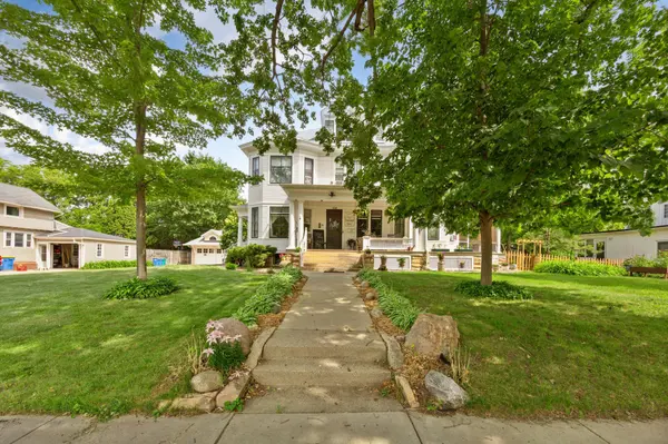 358 E Main ST, Owatonna, MN 55060