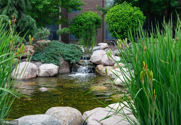 9700 Portland AVE S #330, Bloomington, MN 55420