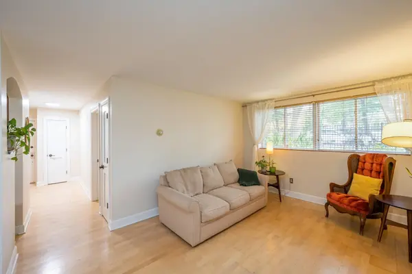 2507 Bryant AVE S #1, Minneapolis, MN 55405