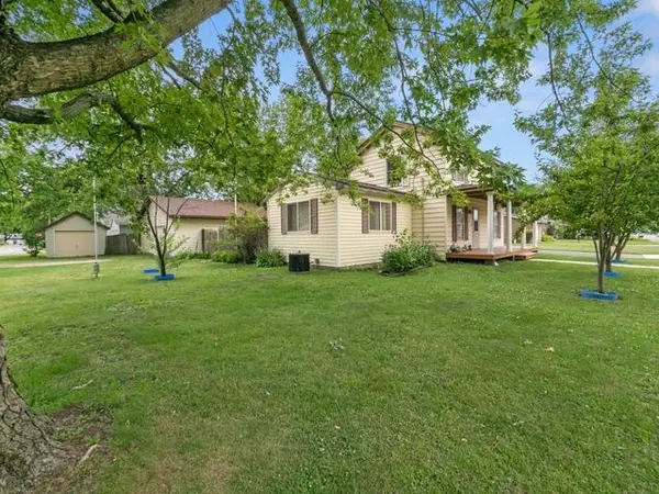 381 Elm ST S, Prescott, WI 54021