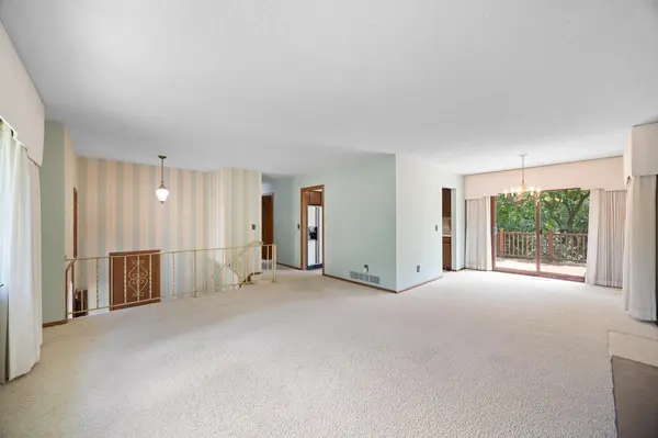 3830 Idaho AVE N, Crystal, MN 55427