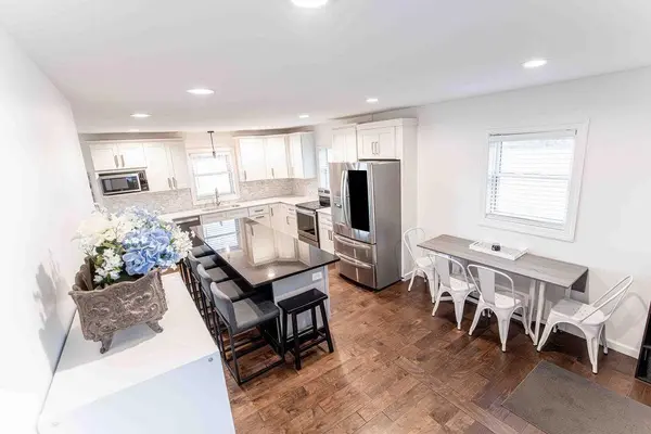 50798 Carpenters Point LN, Elysian, MN 56028