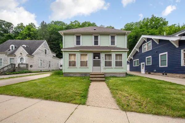413 Glenwood AVE, Mankato, MN 56001