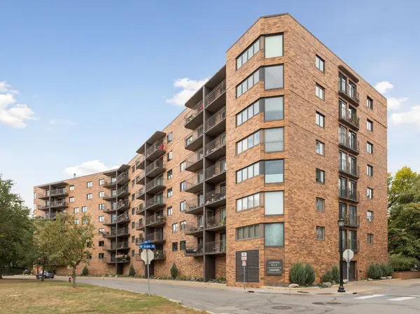 210 W Grant ST #107, Minneapolis, MN 55403