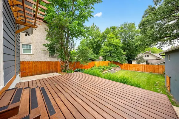 837 1st ST NW, Rochester, MN 55901
