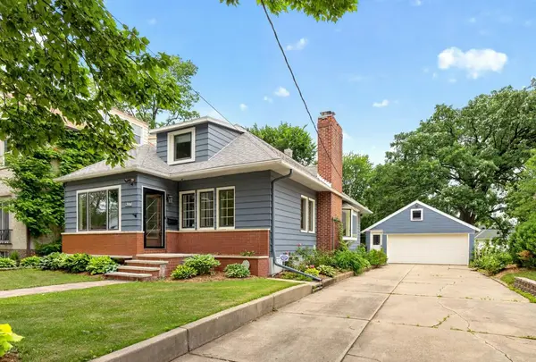 837 1st ST NW, Rochester, MN 55901