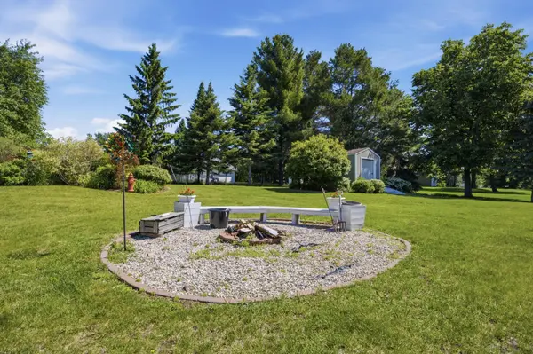 728 Lake Forest CIR, Detroit Lakes, MN 56501
