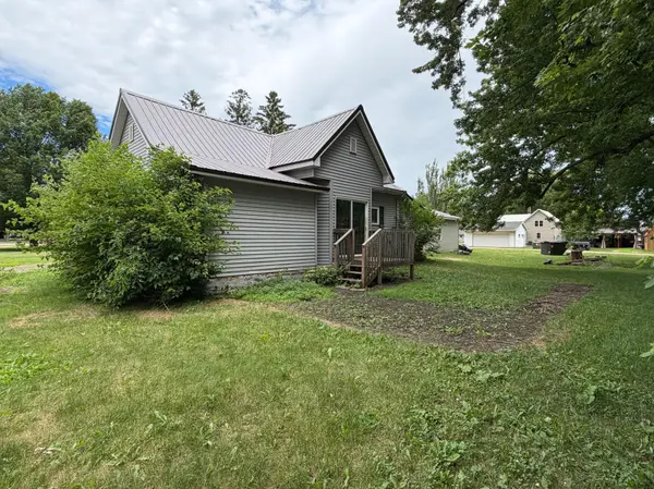 427 Cedar AVE, Westbrook, MN 56183