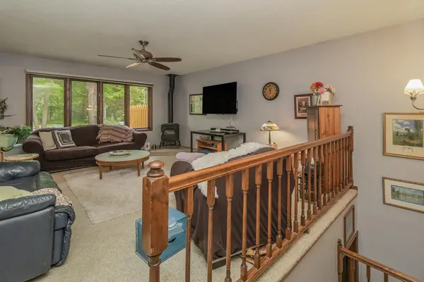 13404 Oakland DR, Burnsville, MN 55337