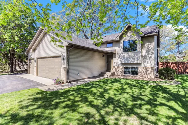 13676 Marigold ST NW, Andover, MN 55304