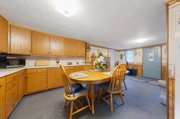 533 9th ST NW, Faribault, MN 55021